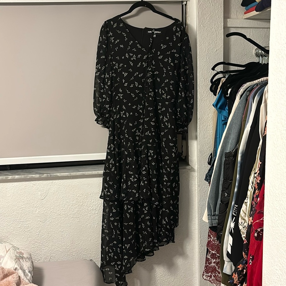 Karl Lagerfeld Paris Women's Floral Printed Crinkle Chiffon Maxi Dress